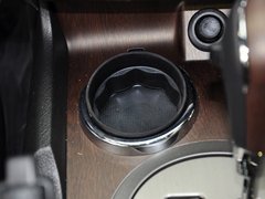 雷斯特W 2014款 2.7T 自动 四驱豪华导航版 5座