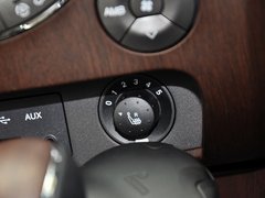 雷斯特W 2014款 2.7T 自动 四驱豪华导航版 5座