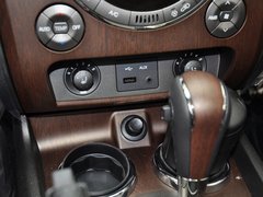 雷斯特W 2014款 2.7T 自动 四驱豪华导航版 5座