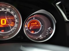 雪铁龙C4L 2013款 1.8L 手动 劲智版