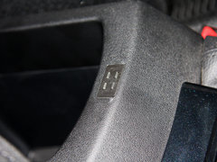 雪铁龙C4L 2013款 1.8L 手动 劲享版
