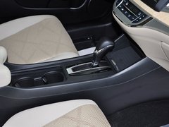 杰德 2013款 1.8L 自动 舒适型 5座