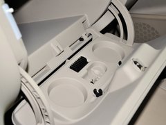 唯雅诺 2013款 3.0L 自动 舒适版 7座