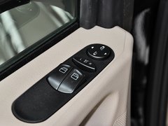 唯雅诺 2013款 3.0L 自动 领航版 7座