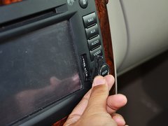 唯雅诺 2013款 3.0L 自动 领航版 7座