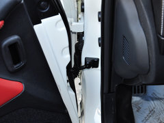 日产GT-R 2014款 3.8T DCT Premium Edition 棕红内饰