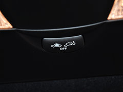 日产GT-R 2014款 3.8T DCT Premium Edition 棕红内饰