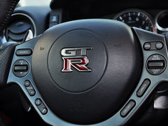 日产GT-R 2014款 3.8T DCT Premium Edition 棕红内饰
