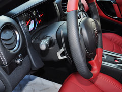 日产GT-R 2014款 3.8T DCT Premium Edition 棕红内饰