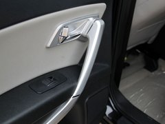 奔腾X80 2013款 2.0L 手动 基本型