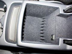 奥迪Q5 2013款 40 TFSI quattro 进取型 5座