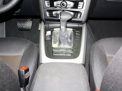 奥迪Q5 2013款 40 TFSI quattro 进取型 5座