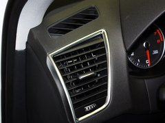 奥迪Q5 2013款 40 TFSI quattro 进取型 5座
