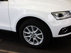 奥迪Q5 2013款 40 TFSI quattro 进取型 5座
