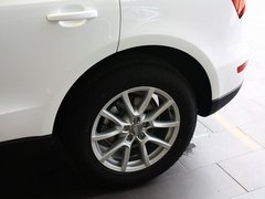 奥迪Q5 2013款 40 TFSI quattro 进取型 5座