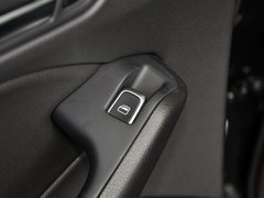 奥迪Q5 2013款 40 TFSI quattro 技术型 5座