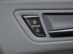 奥迪Q5 2013款 40 TFSI quattro 舒适型 5座