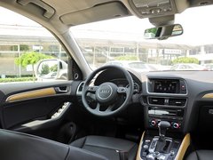 奥迪Q5 2013款 40 TFSI quattro 豪华型 5座