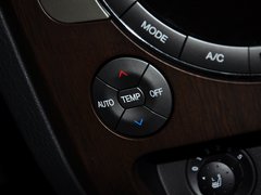 雷斯特W 2014款 2.0T 自动 四驱豪华导航版 5座