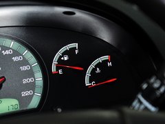 雷斯特W 2014款 2.0T 自动 四驱豪华导航版 5座