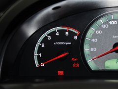 雷斯特W 2014款 2.0T 自动 四驱豪华导航版 5座