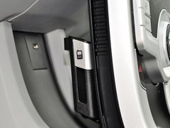 纳5 2013款 1.8T 自动 旗舰型