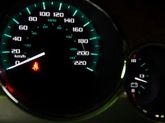 昂科雷（进口） 2013款 3.6L 自动 四驱精英版 7座