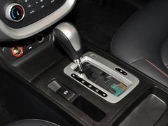 奔腾X80 2013款 2.3L 自动 旗舰型