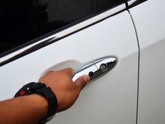 奔腾X80 2013款 2.3L 自动 旗舰型