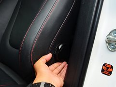 奔腾X80 2013款 2.3L 自动 旗舰型