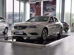 北京汽车(绅宝)  2.0T 自动 车辆左前45度视角