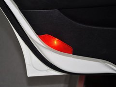绅宝D70 2013款 2.0T 自动 豪华版