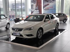 绅宝D70 2013款 2.0T 自动 豪华版