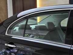红旗H7 2013款 2.0T 自动 豪华型