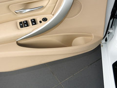 宝马3系 2013款 320i 2.0T 自动 时尚型