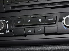 宝马3系 2013款 320i 2.0T 自动 时尚型