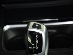 宝马3系 2013款 320i 2.0T 自动 时尚型