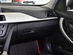 宝马3系 2013款 320i 2.0T 自动 时尚型