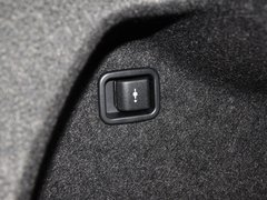 宝马3系 2013款 320i 2.0T 自动 时尚型