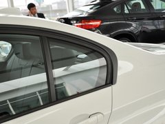 宝马3系 2013款 320i 2.0T 自动 时尚型