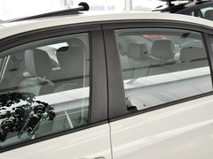 宝马3系 2013款 320i 2.0T 自动 时尚型
