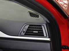 宝马3系 2013款 320i 2.0T 自动 时尚型