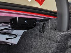 宝马3系 2013款 320i 2.0T 自动 时尚型