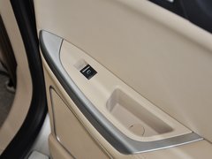 荣威550 2013款 550S 1.8L 手动 启逸版