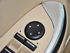 荣威550 2013款 550S 1.8L 手动 启逸版