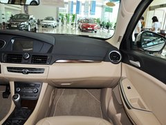 荣威550 2013款 550S 1.8L 手动 启逸版