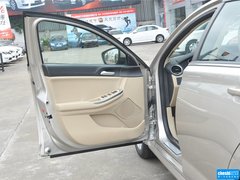 荣威550 2013款 550S 1.8L 手动 启逸版