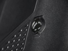 奔腾X80 2013款 2.0L 自动 舒适型