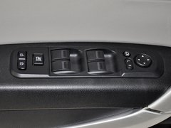 奔腾X80 2013款 2.0L 自动 豪华型