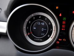 奔腾X80 2013款 2.0L 自动 豪华型